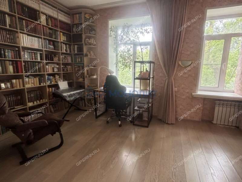 трёхкомнатная квартира на проспекте Гагарина дом 38