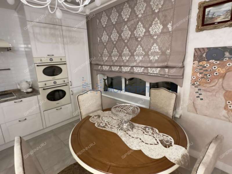 двухкомнатная квартира на улице Родионова дом 192 к4