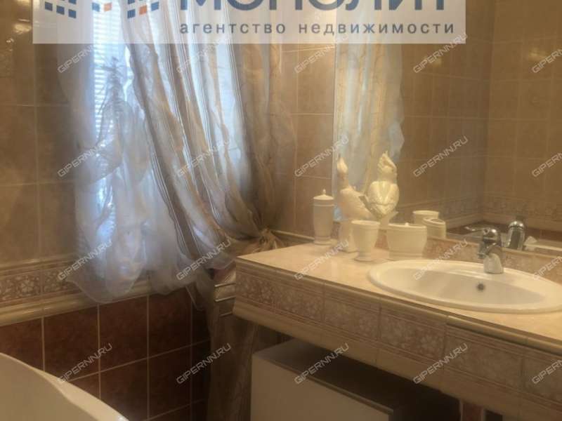 трёхкомнатная квартира на улице Октябрьской Революции дом 60