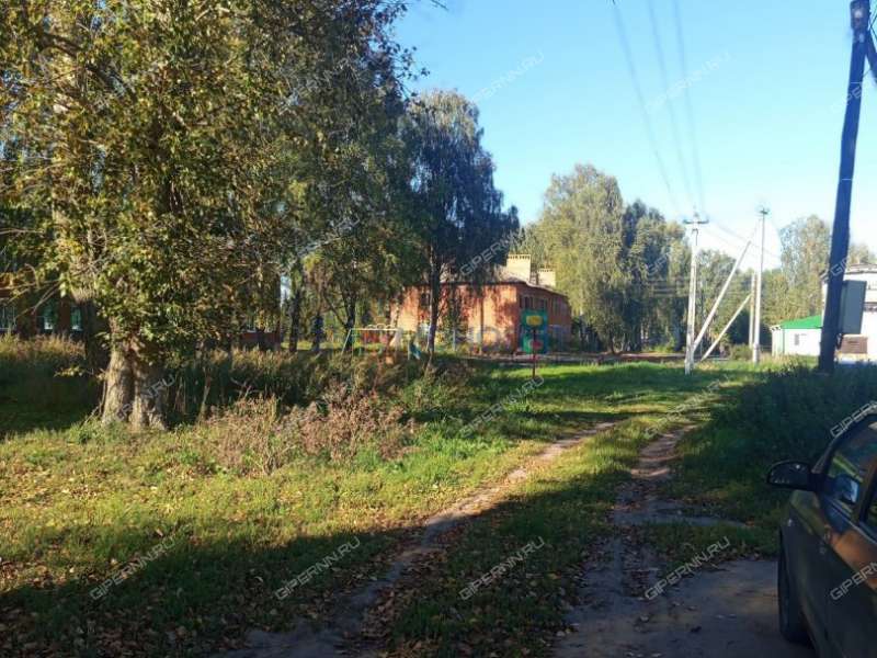 трёхкомнатная квартира на Центральной улице дом 6 село Лакша