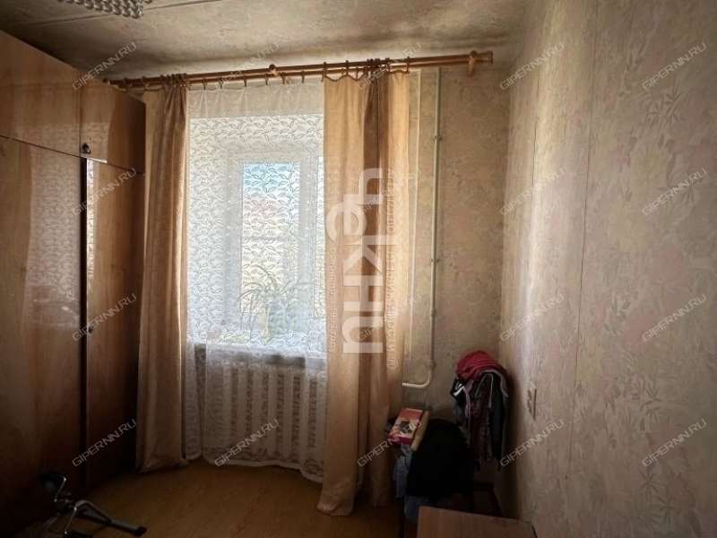 трёхкомнатная квартира на  дом 4 посёлок Дружный
