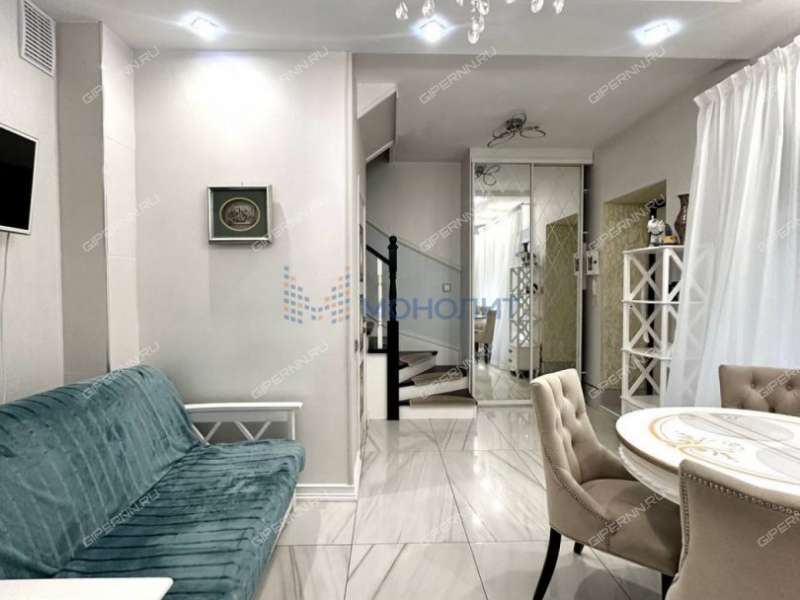 таунхаус на -