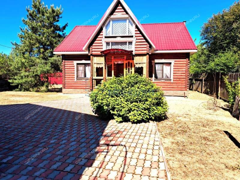 коттедж на улице Садовая посёлок Октябрьский