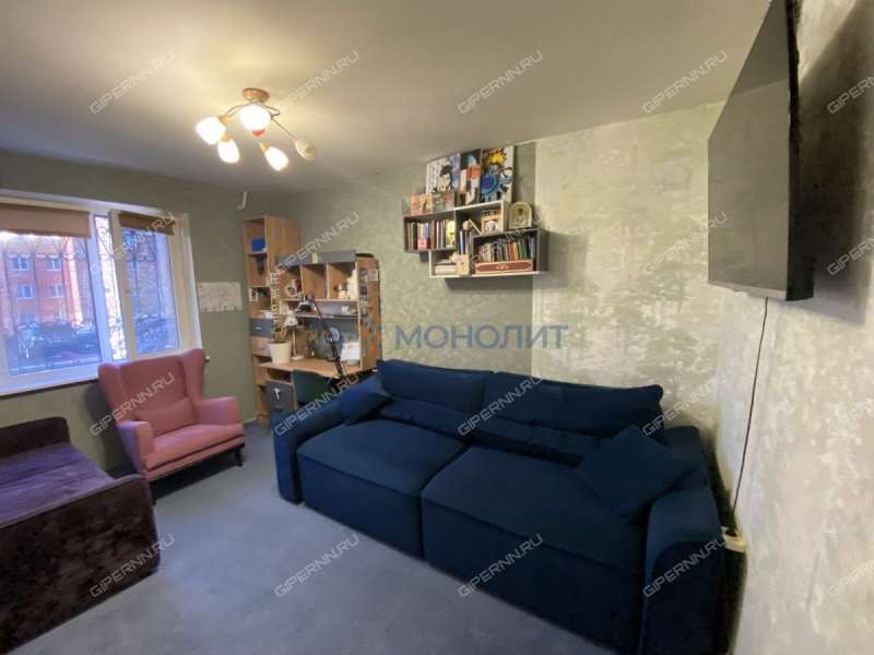 трёхкомнатная квартира на улице Володарского дом 11