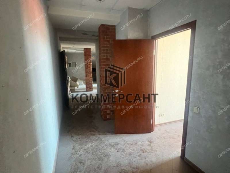 помещение под помещение свободного назначения на Нижне-Волжской набережной