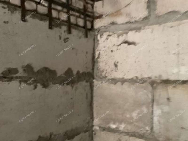 гараж на улице Красных Партизан