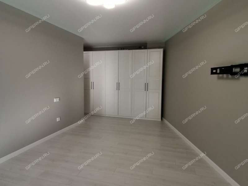 трёхкомнатная квартира на улице Маршала Баграмяна дом 3