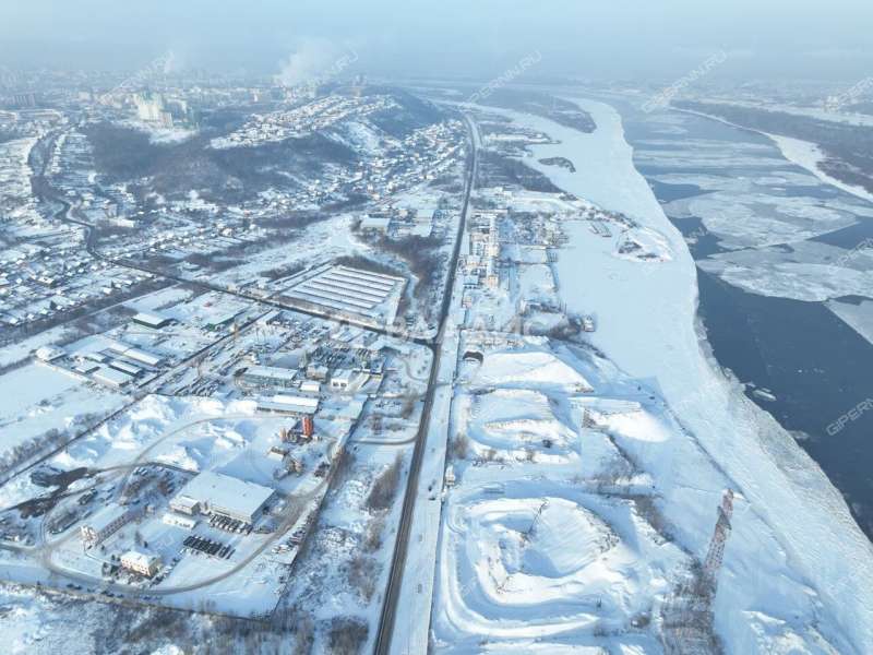 здание под офис, торговую площадь в 5-м проезде