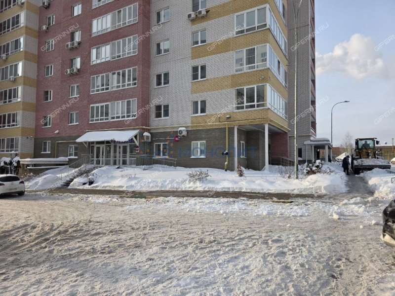 трёхкомнатная квартира на Деловой улице дом 20