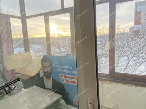 4-komnatnaya-ul-yubileynaya-d-34 фото