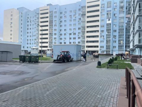 2-komnatnaya-ul-delovaya-d-22 фото