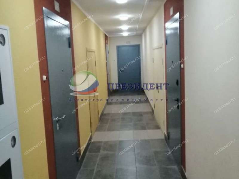 однокомнатная квартира на проспекте Героев Донбасса дом 5