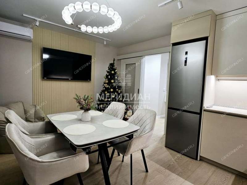 дом на улице Никанорова город Бор