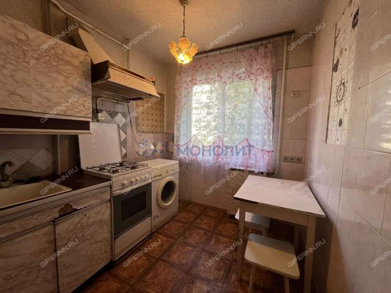 четырёхкомнатная квартира на улице Героя Попова дом 2