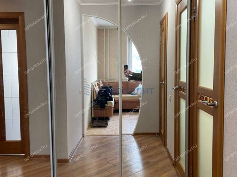 двухкомнатная квартира на улице Панфиловцев дом 5