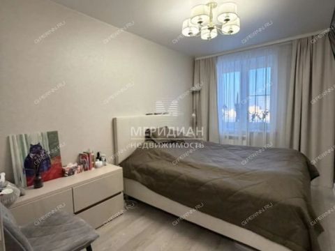 2-komnatnaya-ul-melnikova-pecherskogo-d-1 фото