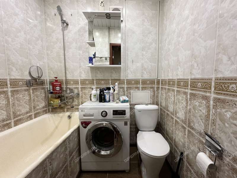 трёхкомнатная квартира на Театральной улице дом 10 город Кстово