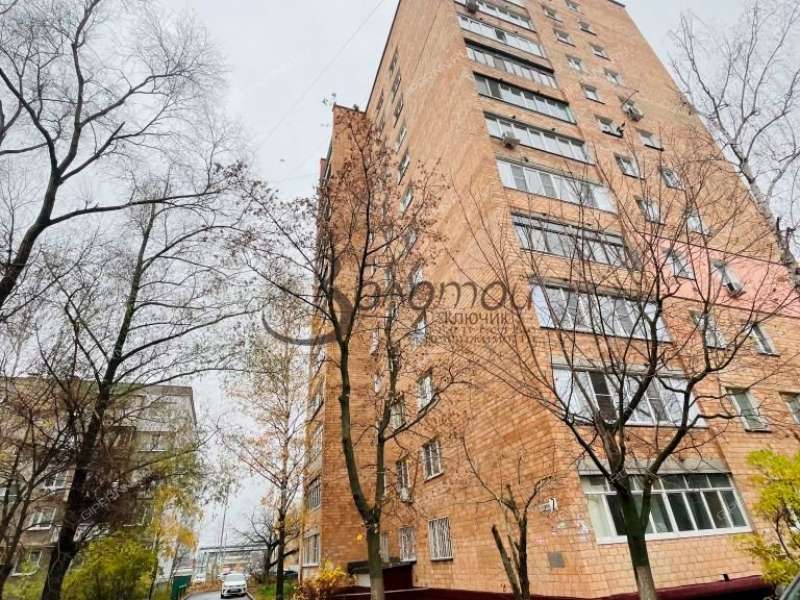 трёхкомнатная квартира на улице Героя Шнитникова дом 2