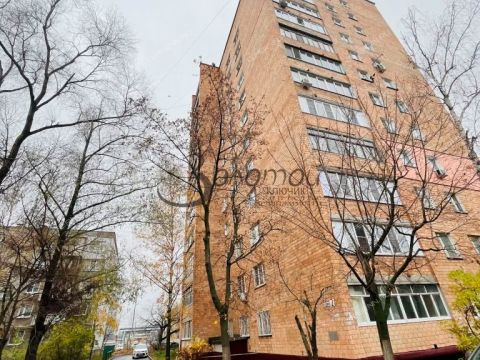 3-komnatnaya-ul-geroya-shnitnikova-d-2 фото