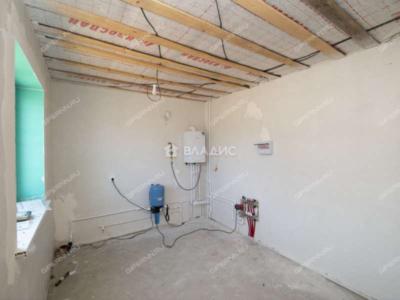 дом на  деревня Карабатово