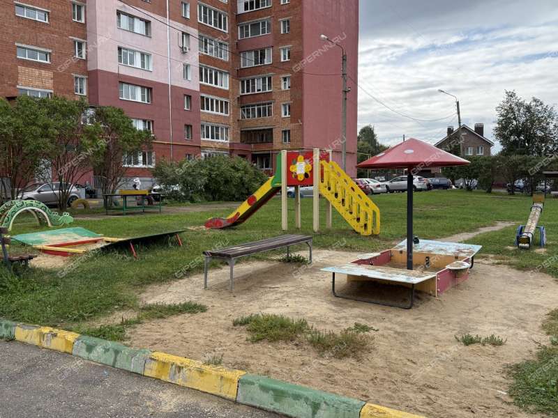однокомнатная квартира на Эпроновской улице дом 10