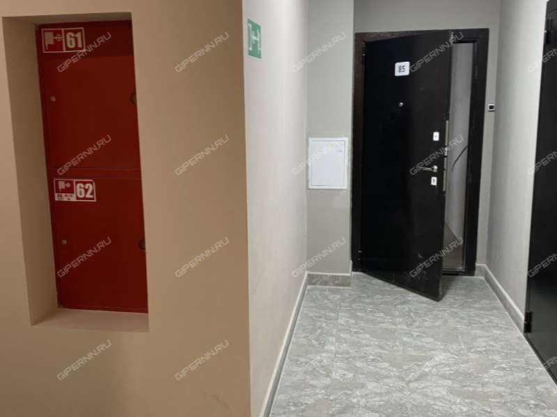 трёхкомнатная квартира на Белозерской улице дом 7