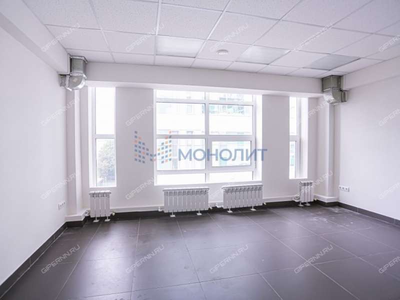 здание под недвижимость под медицинские учреждения, недвижимость под образовательные учреждения на улице Родионова