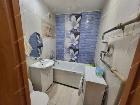 1-komnatnaya-ul-geroya-popova-d-39-k1 фото