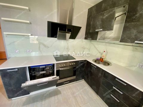 1-komnatnaya-b-r-yuzhnyy-d-18 фото