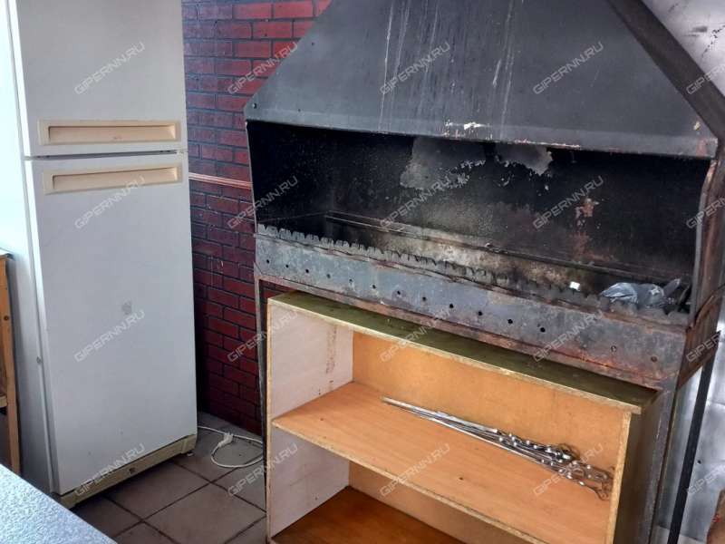 здание под офис, торговую площадь на улице Веденяпина