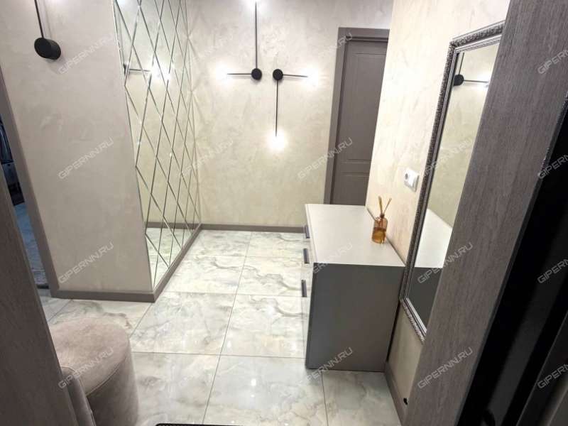 двухкомнатная квартира на улице Карла Маркса дом 45