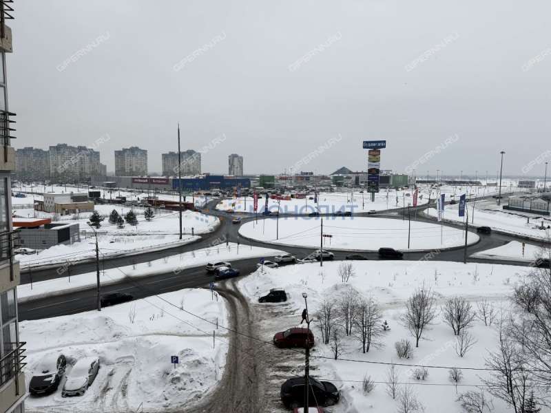 четырёхкомнатная квартира на Керченской улице дом 22