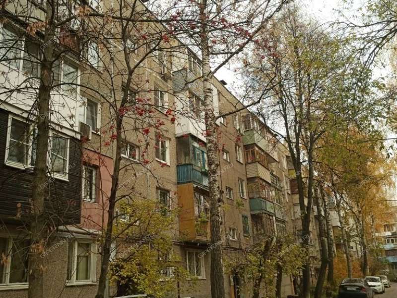 четырёхкомнатная квартира на улице Бурденко дом 19