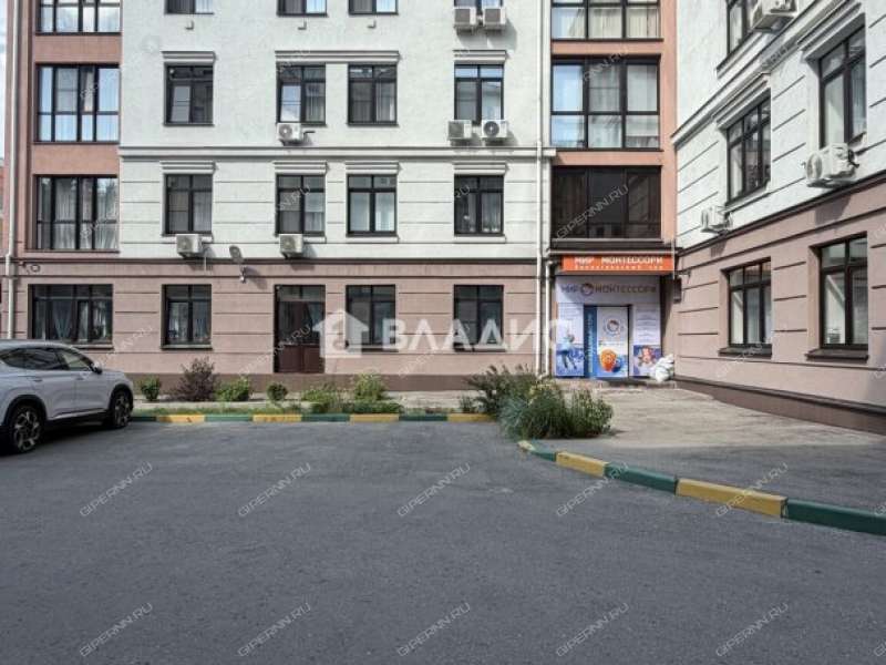 помещение под помещение свободного назначения на Почаинской улице