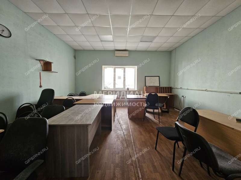 здание под офис на Интернациональной улице город Бор