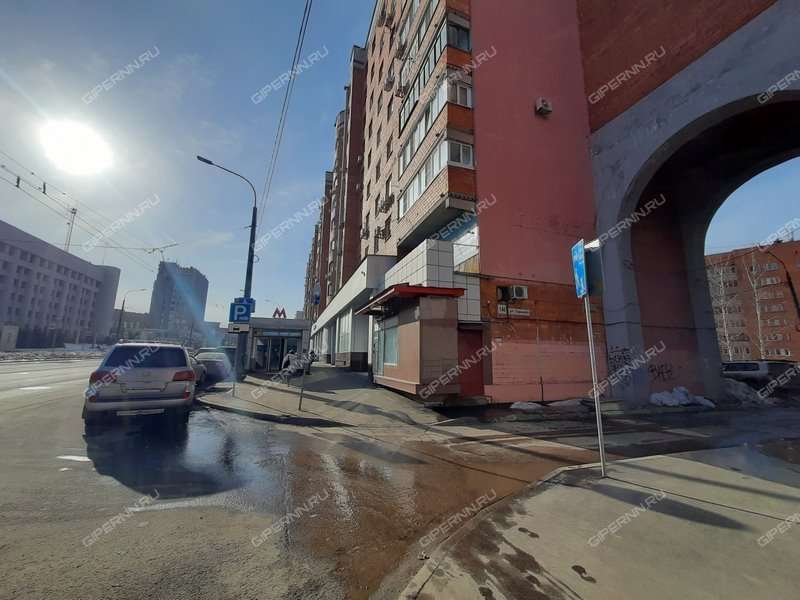 помещение под торговую площадь на Максима Горького ул., д.140