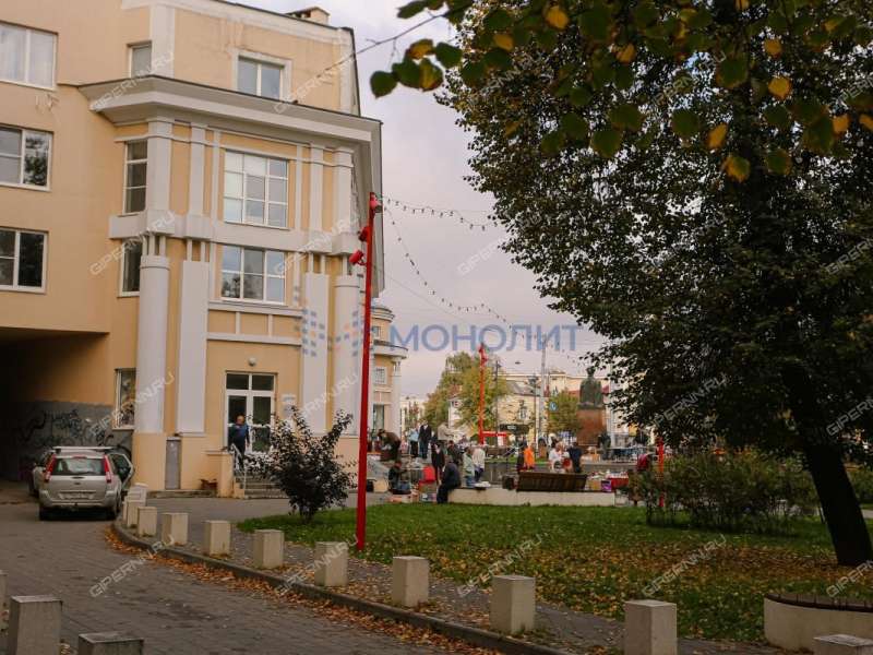 помещение под офис, торговую площадь на Большой Покровской улице