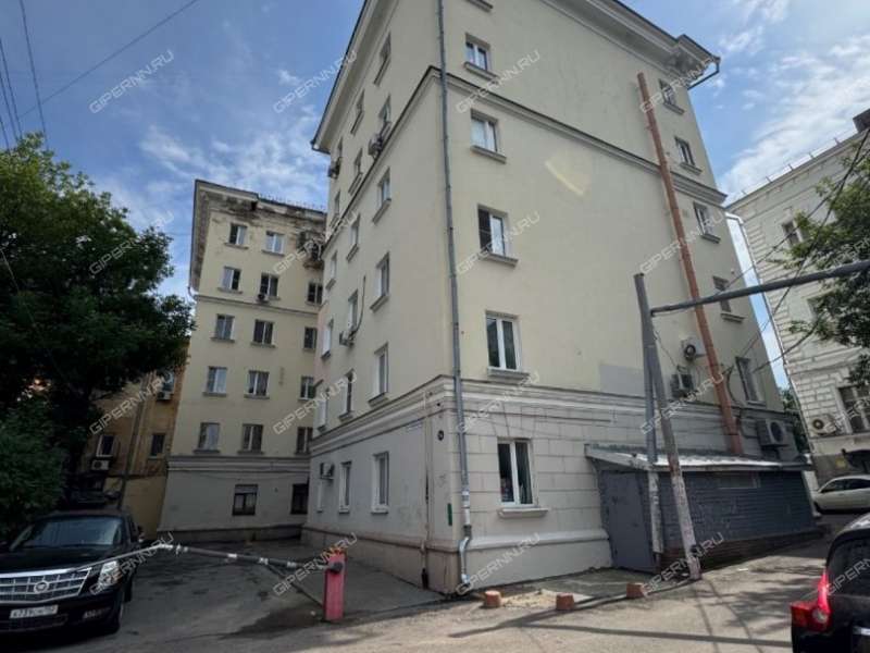 трёхкомнатная квартира на Большой Покровской улице дом 35а