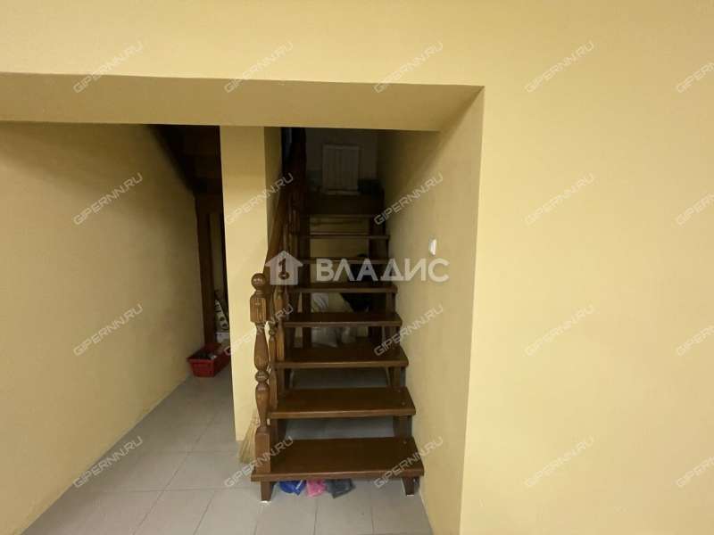 дом на 6-й улице город Бор