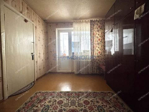 3-komnatnaya-ul-strokina-d-3a фото