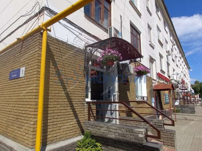 однокомнатная квартира на проспекте Кирова дом 1
