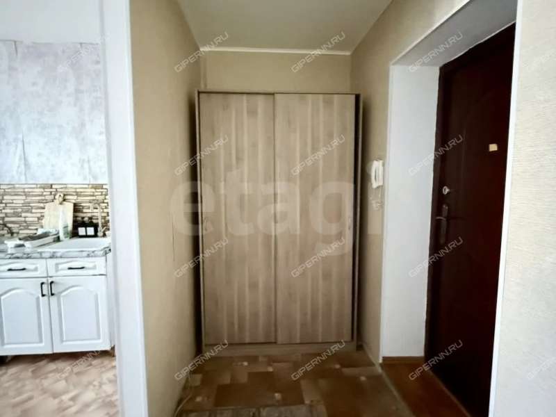 однокомнатная квартира на Вятской улице дом 9
