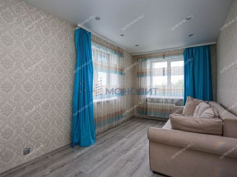 3-komnatnaya-ul-vyatskaya-d-3 фото