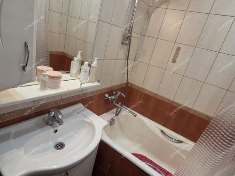 2-komnatnaya-ul-sergeya-esenina-d-13 фото