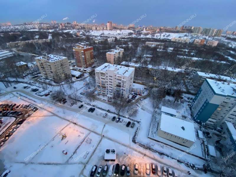 трёхкомнатная квартира на бульваре 60-летия Октября дом 21 к2