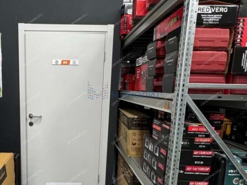 здание под торговую площадь, недвижимость под автобизнес на проспекте Гагарина