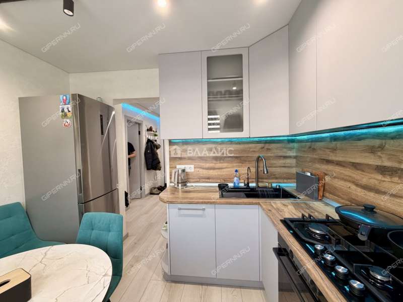 однокомнатная квартира на улице Чугунова дом 15 город Бор