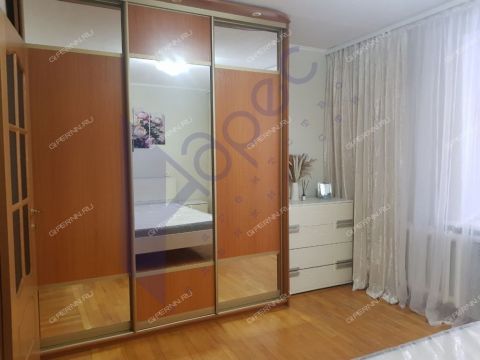 3-komnatnaya-ul-geroya-eliseeva-d-8 фото