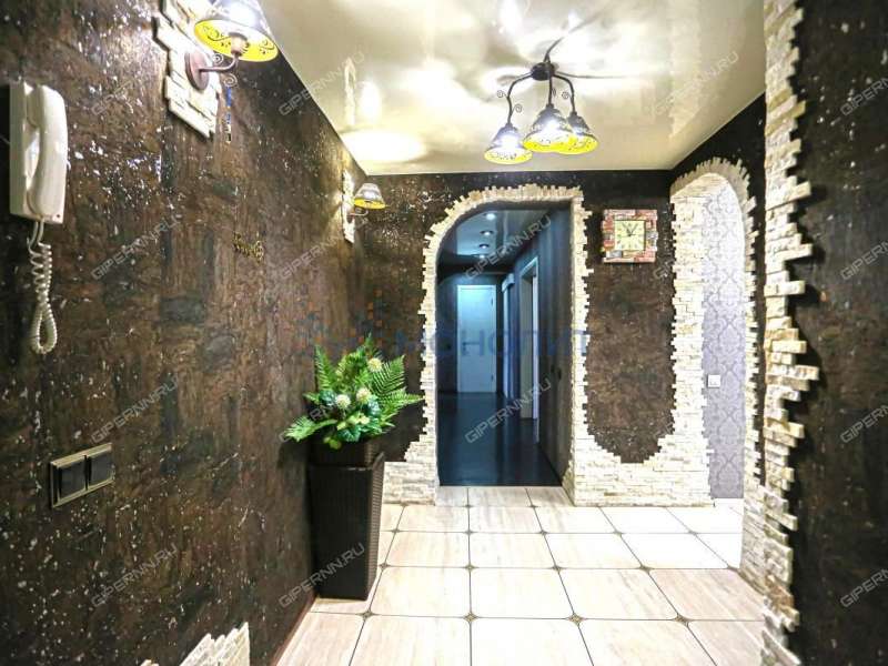 четырёхкомнатная квартира на площади Ленина дом 2А город Кстово