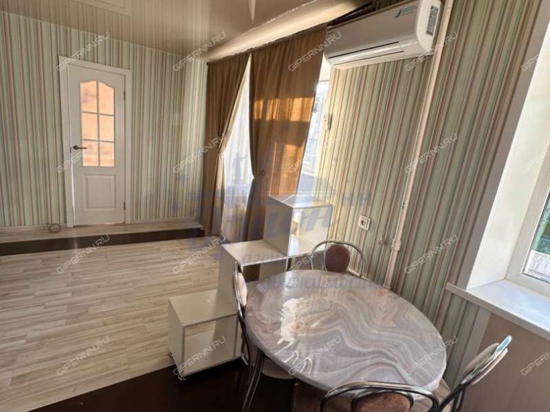 двухкомнатная квартира на улице Лескова дом 46